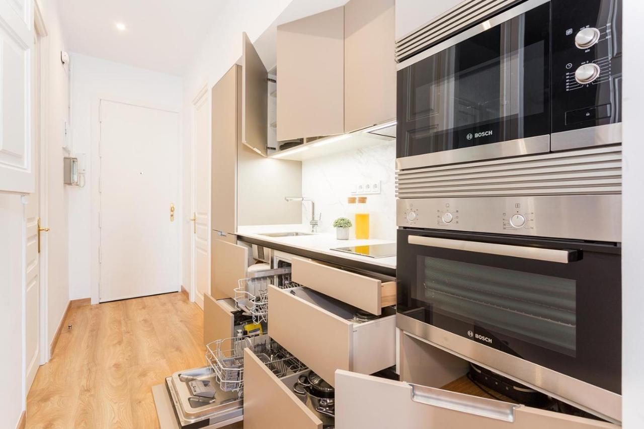 Cozy Apartment Close To Passeig De Gracia Barselona Dış mekan fotoğraf